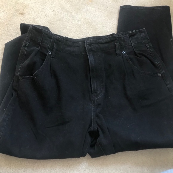 American Eagle Boyfriend Jeans - Picture 2 of 2